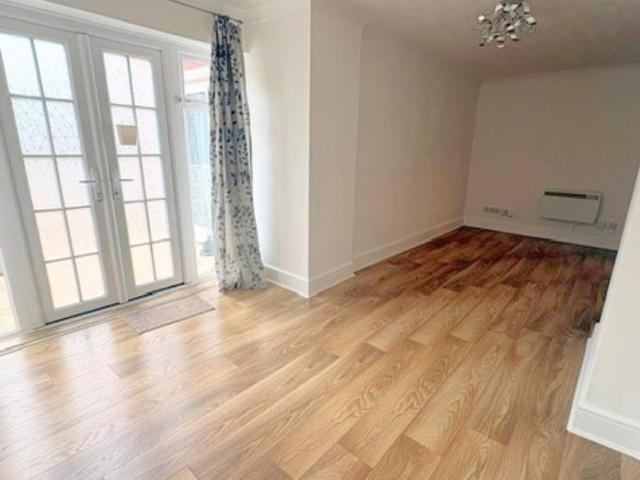 Apartment for rent in Babbacombe