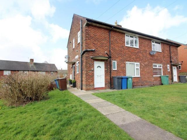 Flat for rent in Bury, Greater Manchester