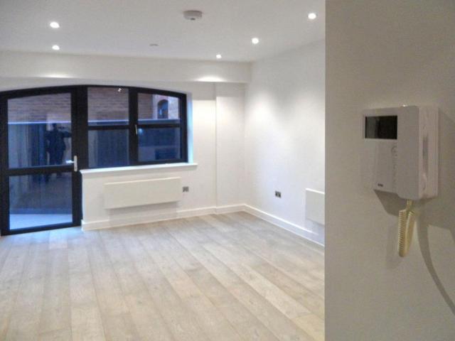 Apartment for rent in Slough