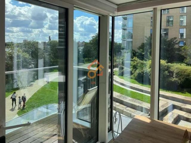 Flat for rent in Woodberry Down, Stamford Hill