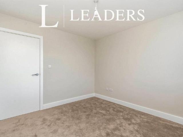 Apartment for rent in Shirley Park, City Of Southampton