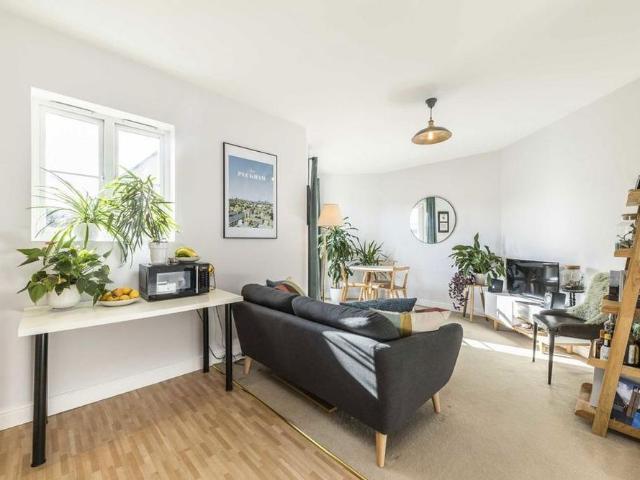 Apartment for rent in London Borough of Southwark, Greater London
