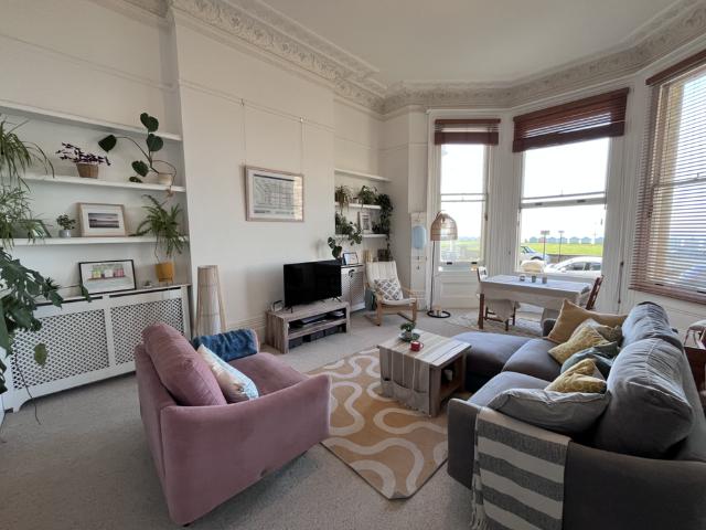 Apartment for rent in Aldrington