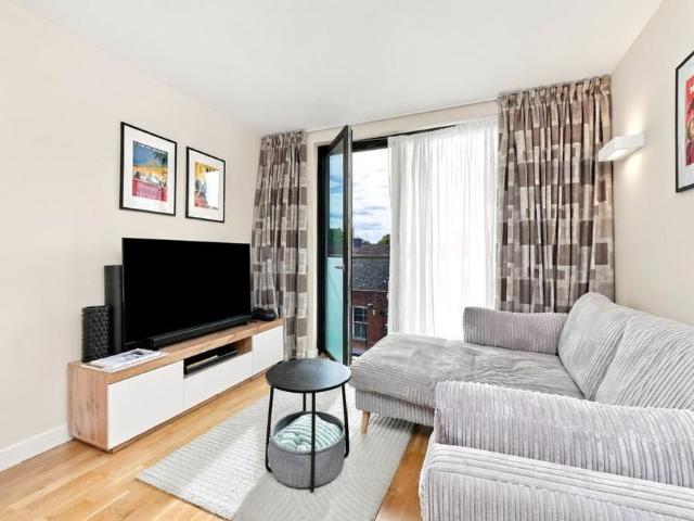 Apartment for rent in London Borough of Merton, Greater London