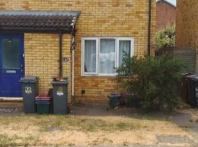 Flat for rent in London Borough of Hounslow, Greater London
