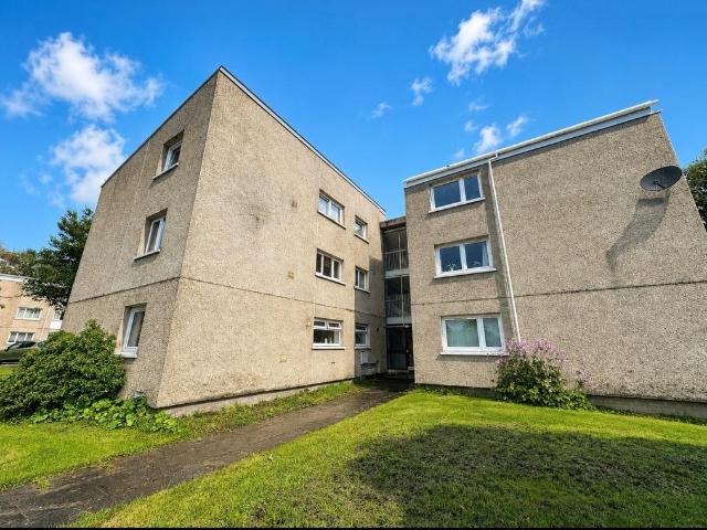 Flat for rent in St Leonards, Barassie