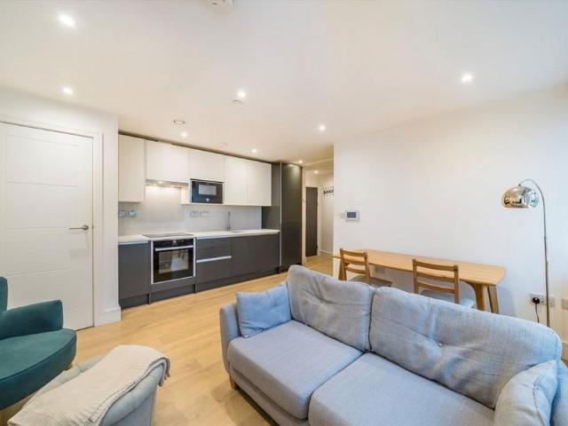 Apartment for rent in Cat Hill, Isle Of Man