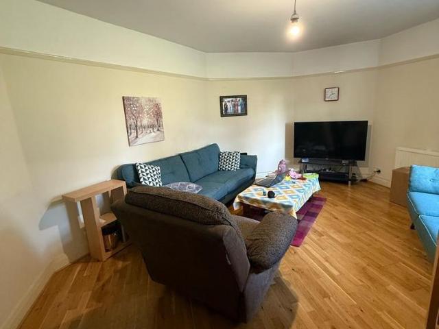 Apartment for rent in London Borough of Hounslow, Spring Grove