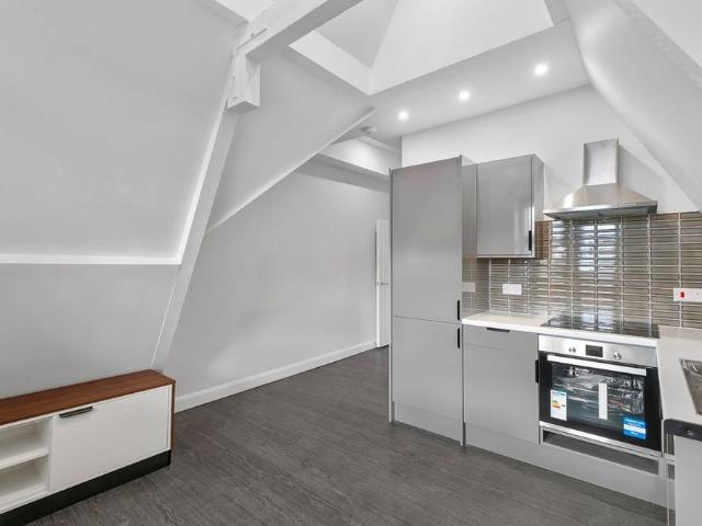 Apartment for rent in Hipperholme, West Yorkshire