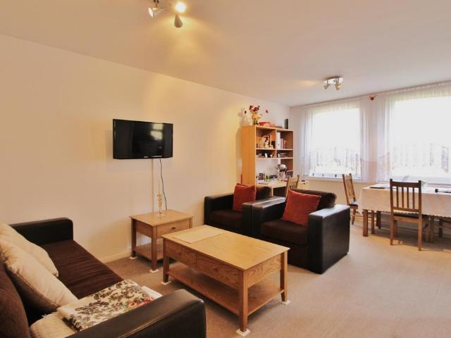 Flat for rent in Brook Green, Isle Of Man