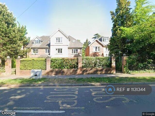 Flat for rent in London Borough of Croydon, Purley