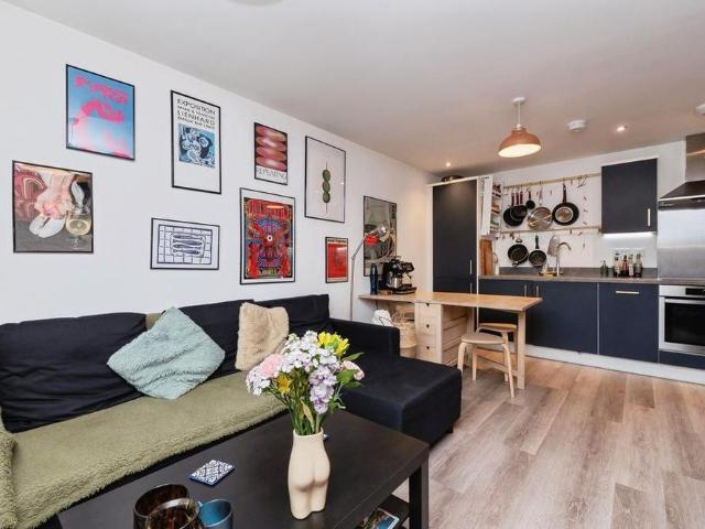 Apartment for rent in Blackberry Hill, Bristol