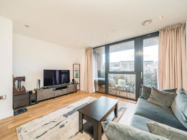 Apartment for rent in London Borough of Merton, Greater London
