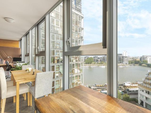 Flat for rent in Battersea, Greater London