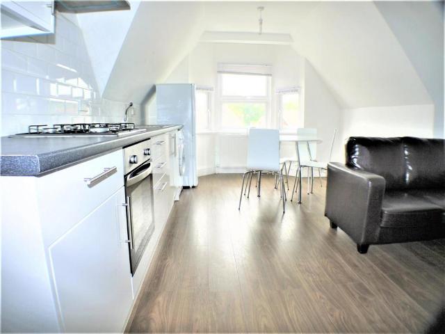 Flat for rent in Palmers Green, Greater London