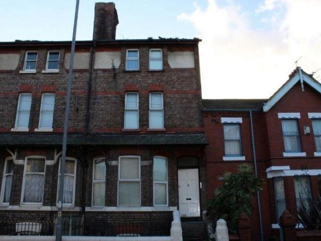 Flat for rent in Great Crosby, Sefton