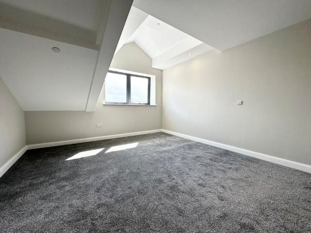 Apartment for rent in Pellon, Halifax