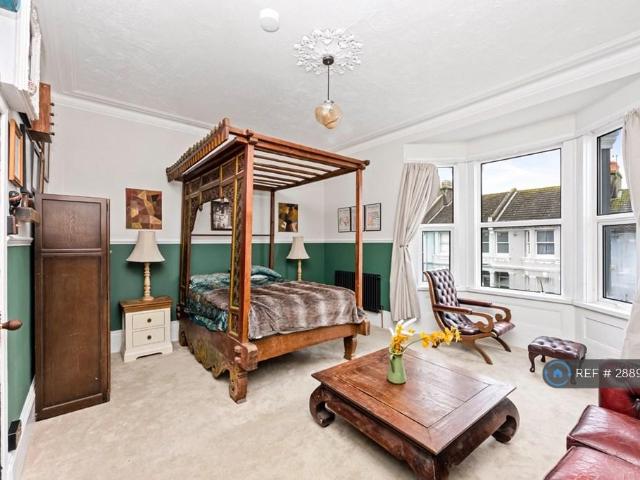 Flat for rent in Queen's Park, Brighton & Hove