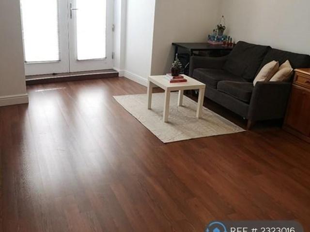 Apartment for rent in Low Harrogate, Harrogate