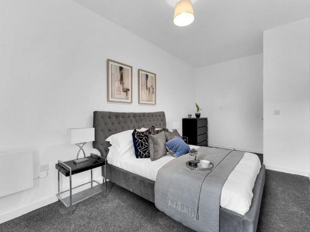 Apartment for rent in The Haulgh, Lee Bank