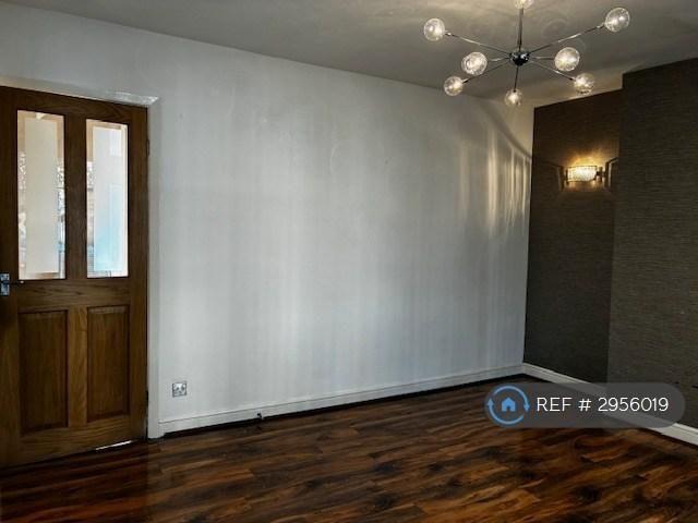 Apartment for rent in Foss Islands, High Field
