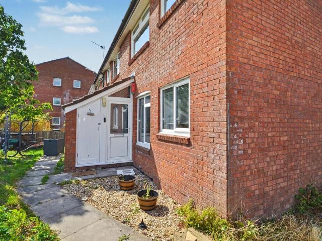 Flat for rent in West End, Clevedon