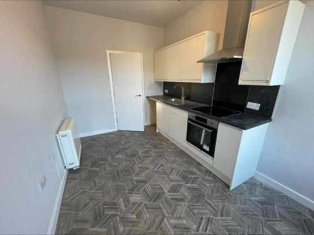 Apartment for rent in Long Lee, West Yorkshire