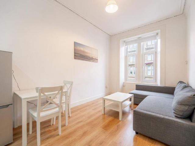 Apartment for rent in Partick, Scotland