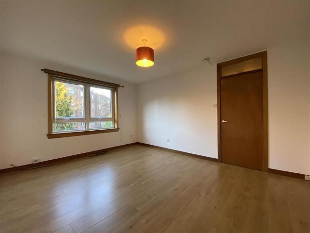 Apartment for rent in Moneydie, Scotland