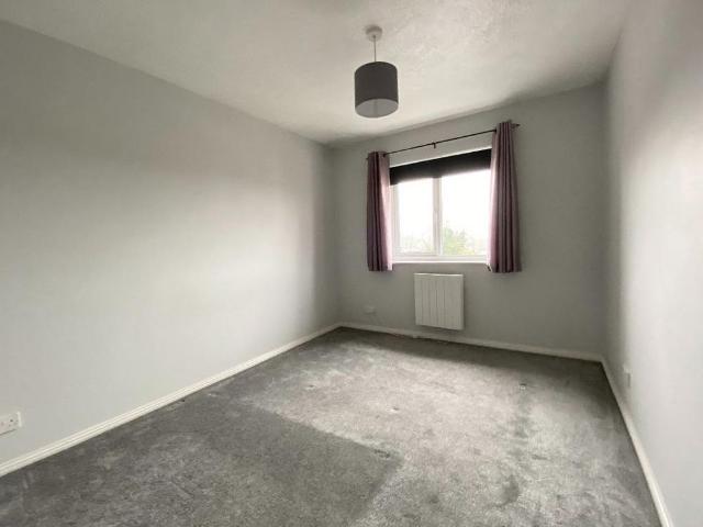 Apartment for rent in Red Hill, Surrey