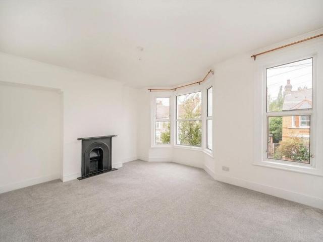 Apartment for rent in London Borough of Lewisham, Ladywell