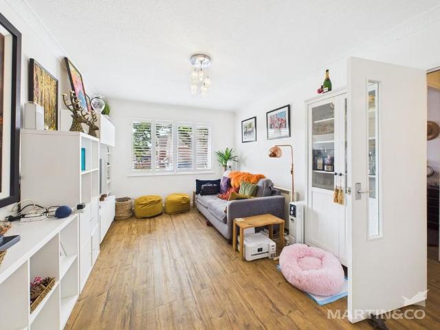 Apartment for rent in Clapham, West Sussex