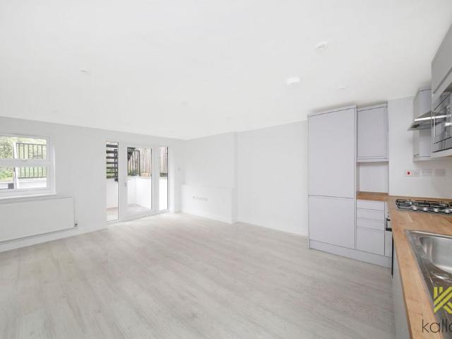 Flat for rent in London Borough of Lewisham, New Cross