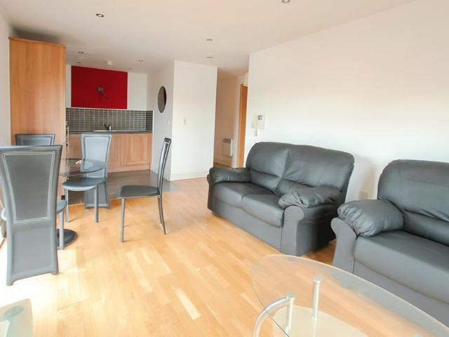 Apartment for rent in Calderstones