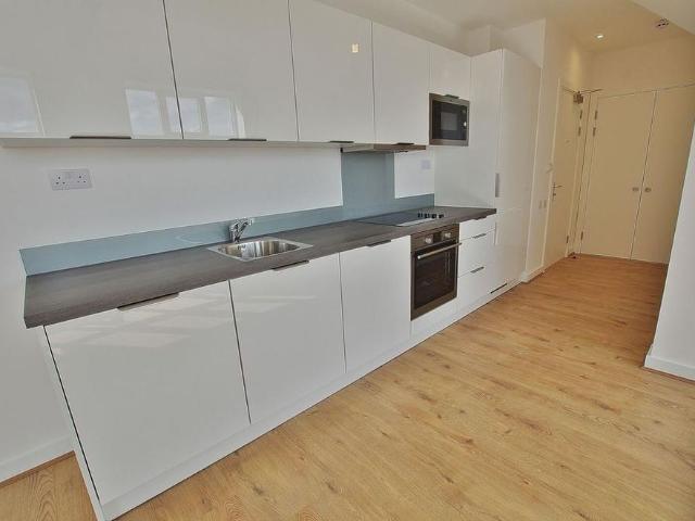 Apartment for rent in Holywell Estate, Watford