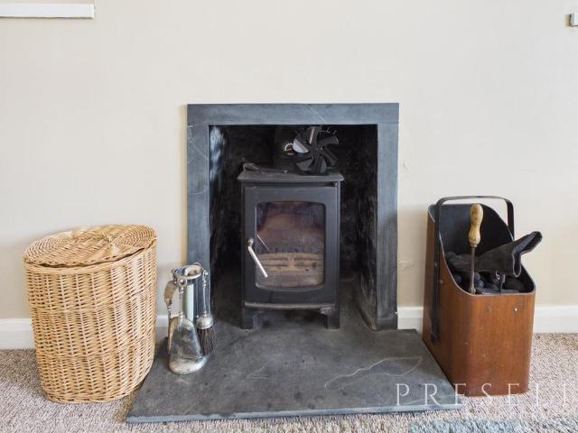 Apartment for rent in Narberth, Wales