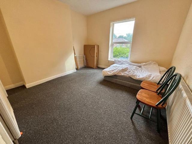Apartment for rent in Crumpsall, Manchester