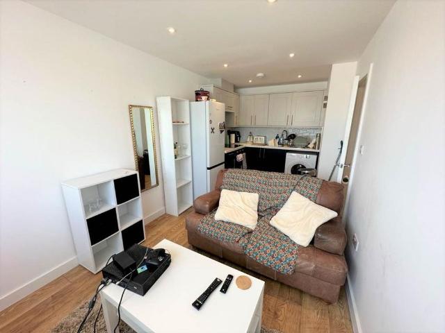 Apartment for rent in Eastbourne, East Sussex