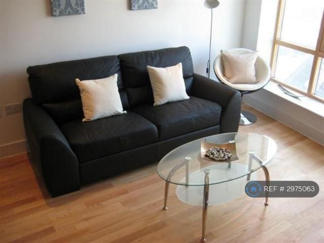 Apartment for rent in Richmond Hill, West Yorkshire