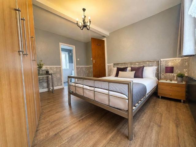 Apartment for rent in St. Mildred's, The Bridge
