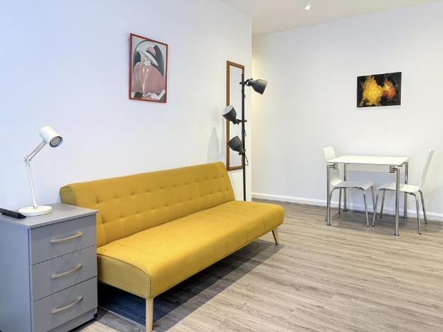 Apartment for rent in Cricklewood, Greater London