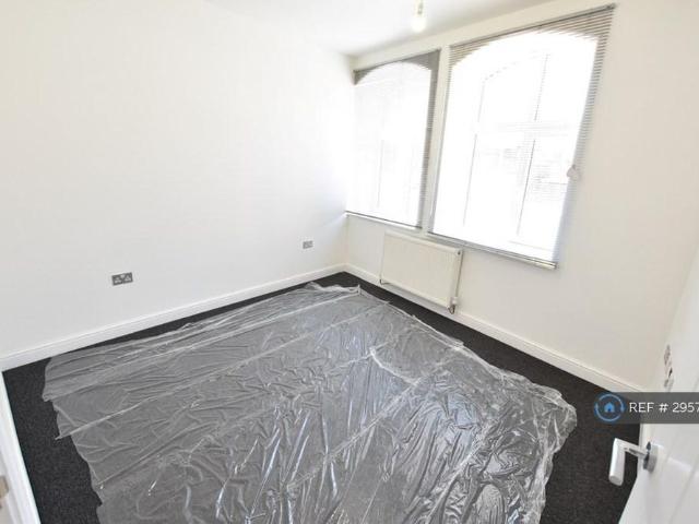 Apartment for rent in Farleygreen, Spring Park