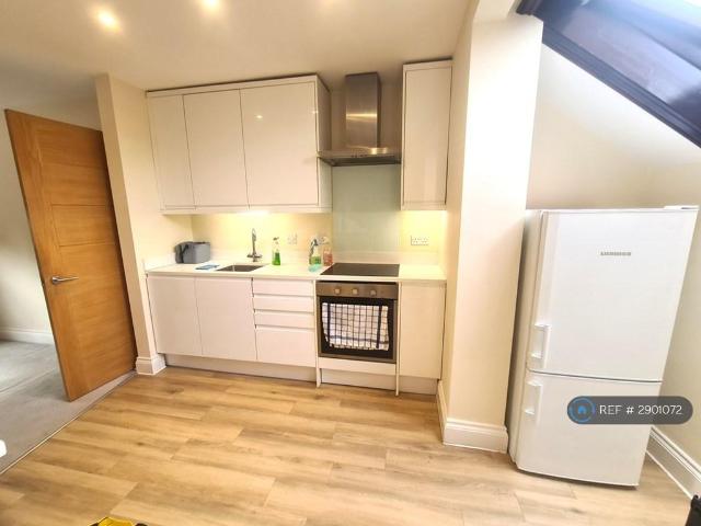 Flat for rent in Coley Park, Reading
