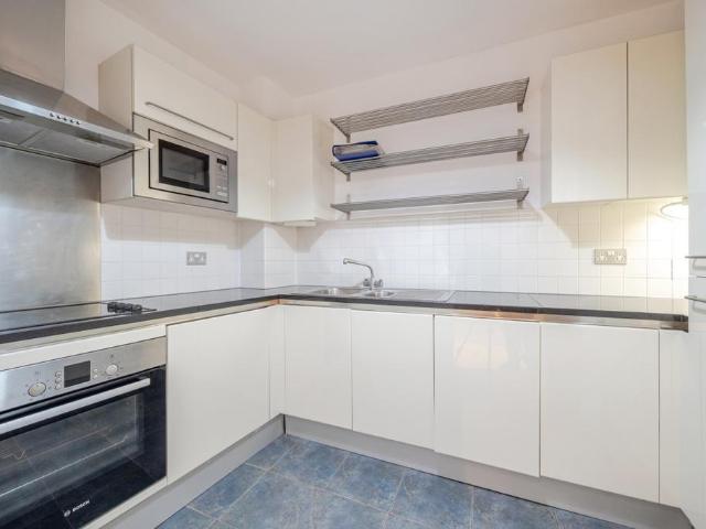 Flat for rent in Chalk Farm, Primrose Hill