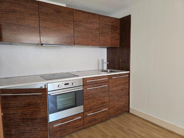 Flat for rent in Key Street, Suffolk