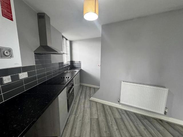 Apartment for rent in Broomhill, Chadsmoor
