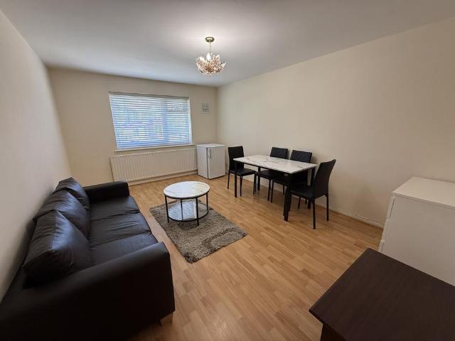 Apartment for rent in Preston, Greater London