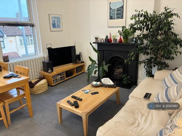 Apartment for rent in Whitehawk, Brighton & Hove