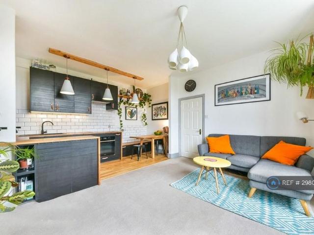 Apartment for rent in Streatham Hill, Greater London