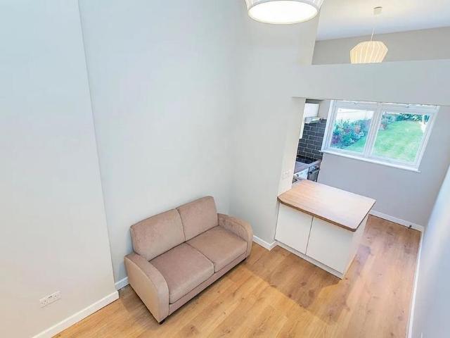 Apartment for rent in Belsize Park, Greater London